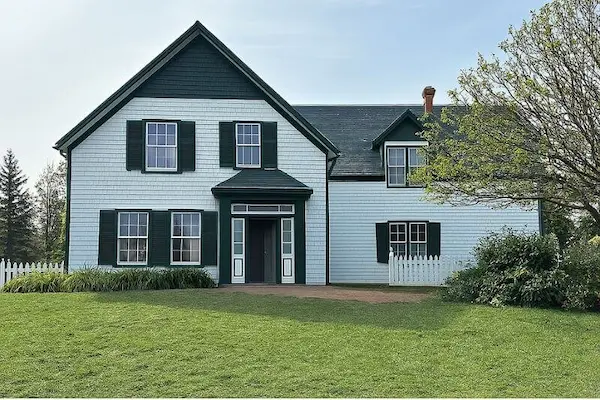 프린스 에드워드 아일랜드 캐번디시에 있는 실제 Green Gables Heritage House 외관 사진