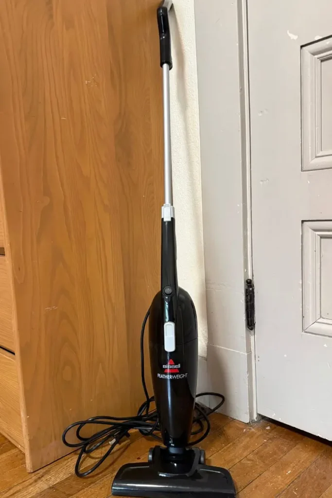 Bissell Featherweight 2033M 스틱형 청소기