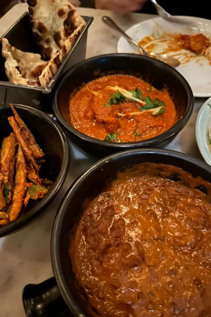 Dishoom 에딘버러에서 인기 있는 인도 요리 치킨 티카