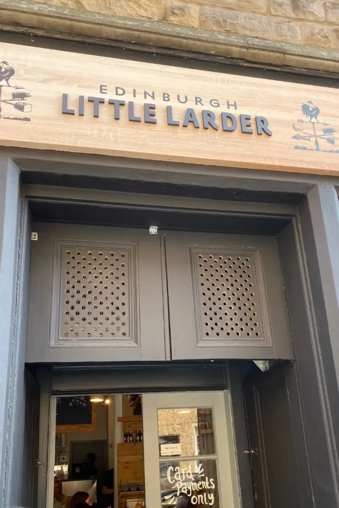 에딘버러 The Larder 전통 스코틀랜드 레스토랑 외관